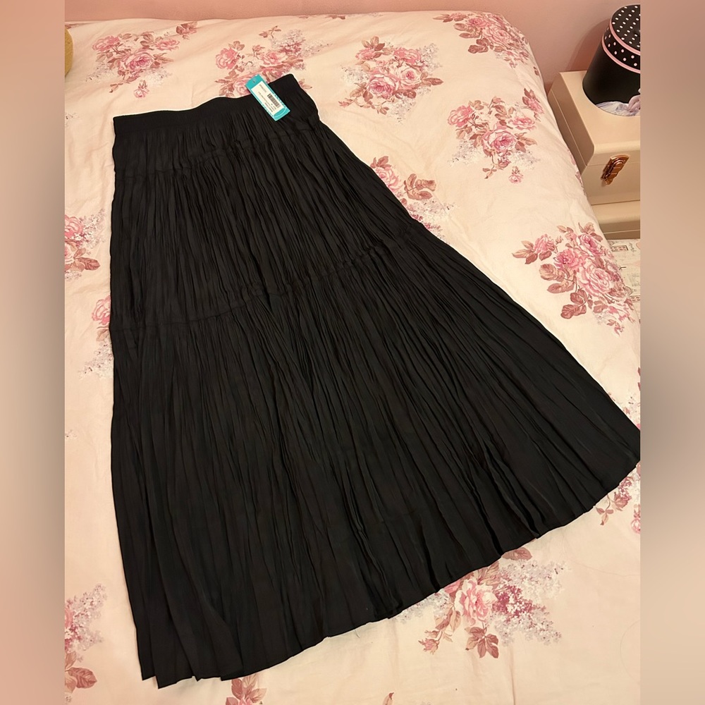 NWT NEW Modern Citizen Black Galena Tiered Ruched Midi Skirt Midi Medium